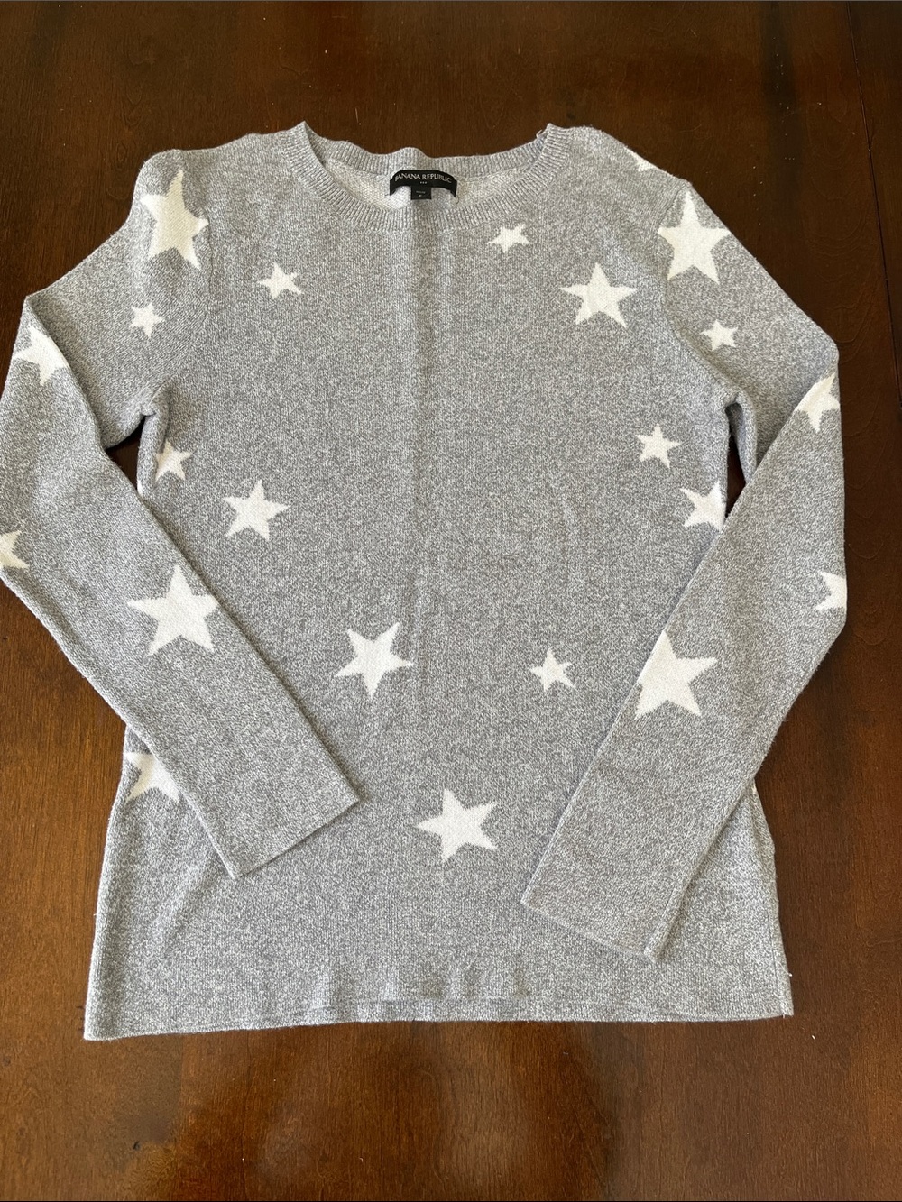 Banana Republic Gray Sweater with White Star Motif